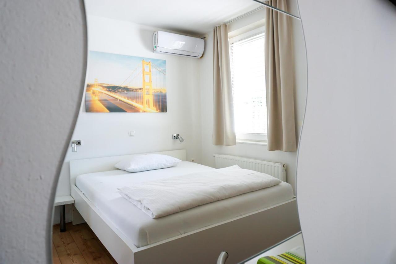Guest House Mlada Lipa มาริบอร์ ภายนอก รูปภาพ