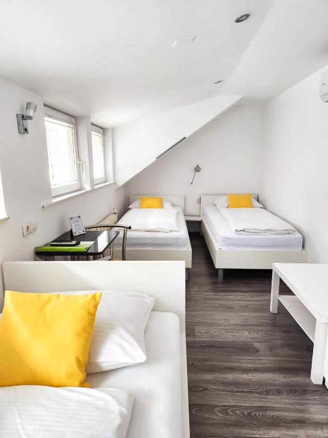 Guest House Mlada Lipa มาริบอร์ ภายนอก รูปภาพ