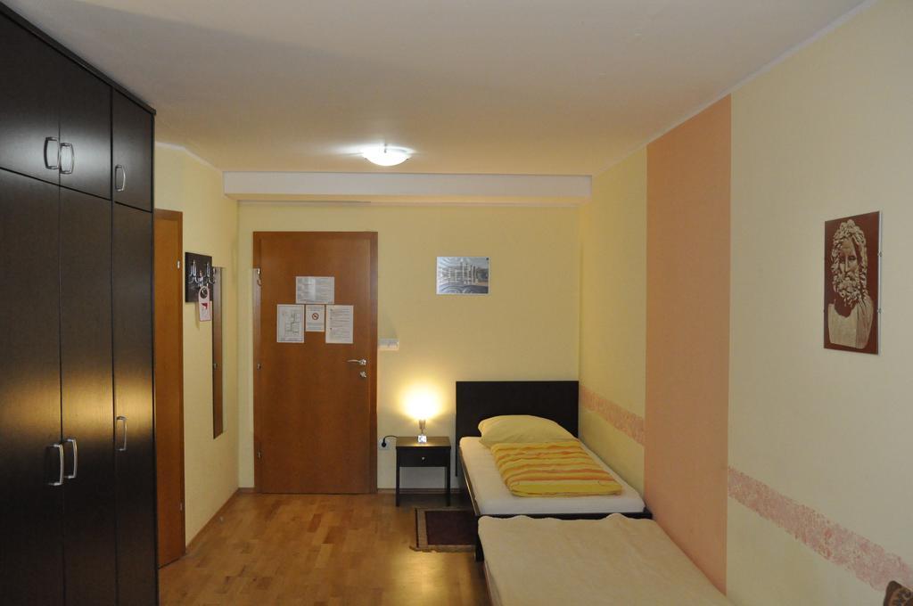 Guest House Mlada Lipa มาริบอร์ ห้อง รูปภาพ