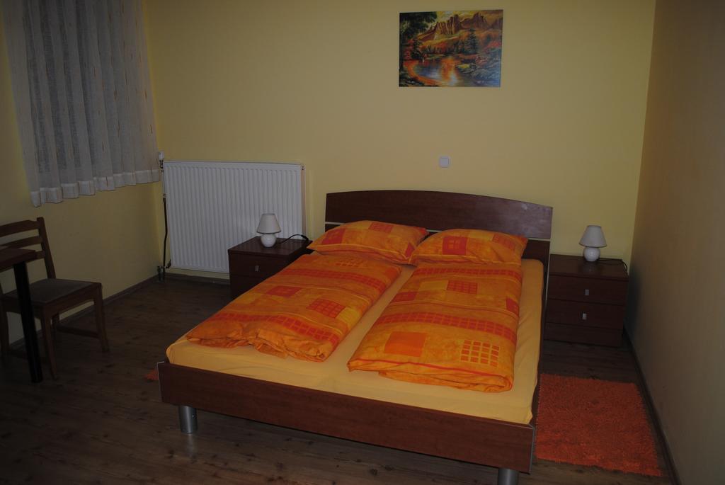 Guest House Mlada Lipa มาริบอร์ ห้อง รูปภาพ